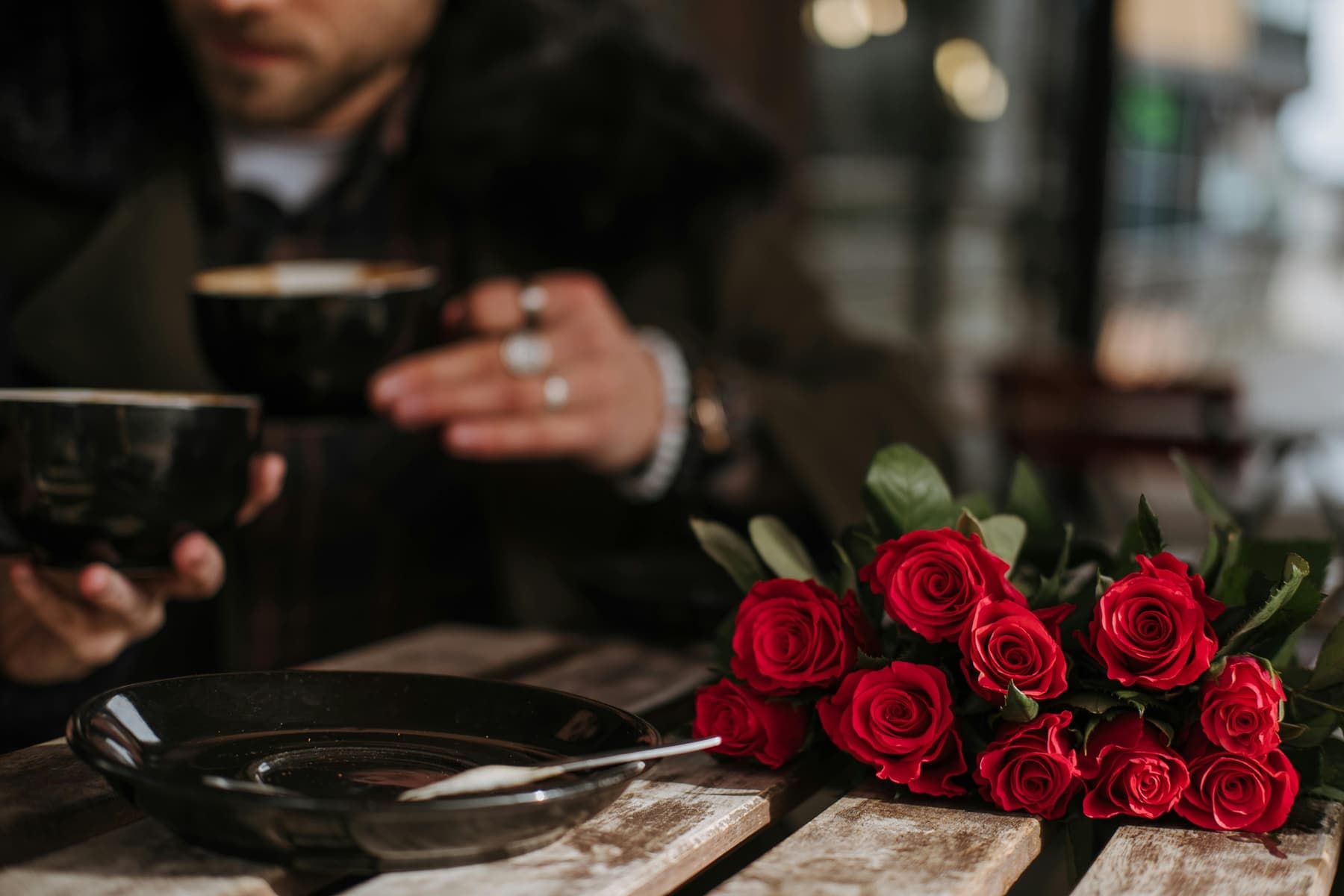 First Message Tips That Actually Work in Online Dating